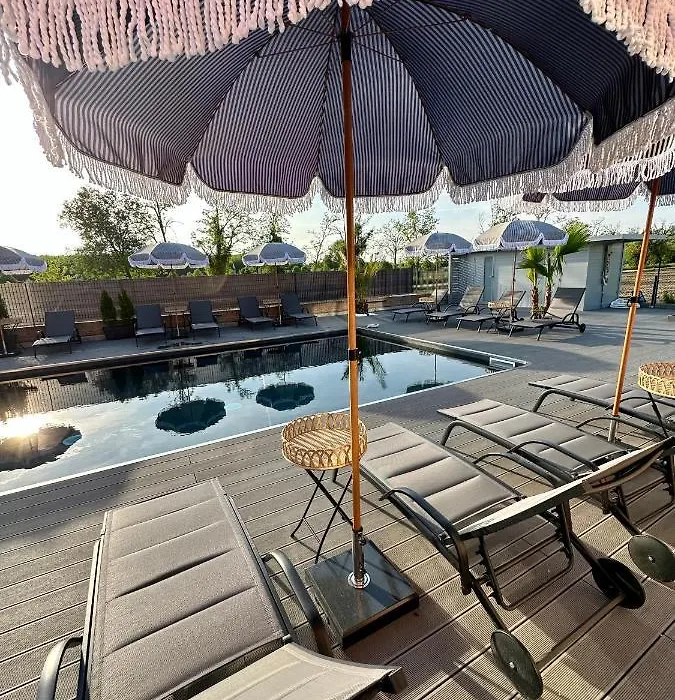 BACO DA SETA RESIDENCE con PISCINA - Venezia Mestre-1